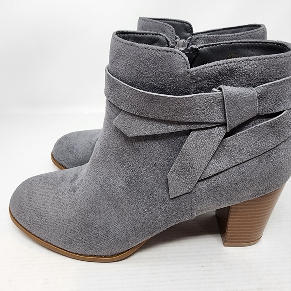 New Grey Booties Zip Side Ankle Boots Suede Style Ankle Boots Size 10 - Picture 5 of 10